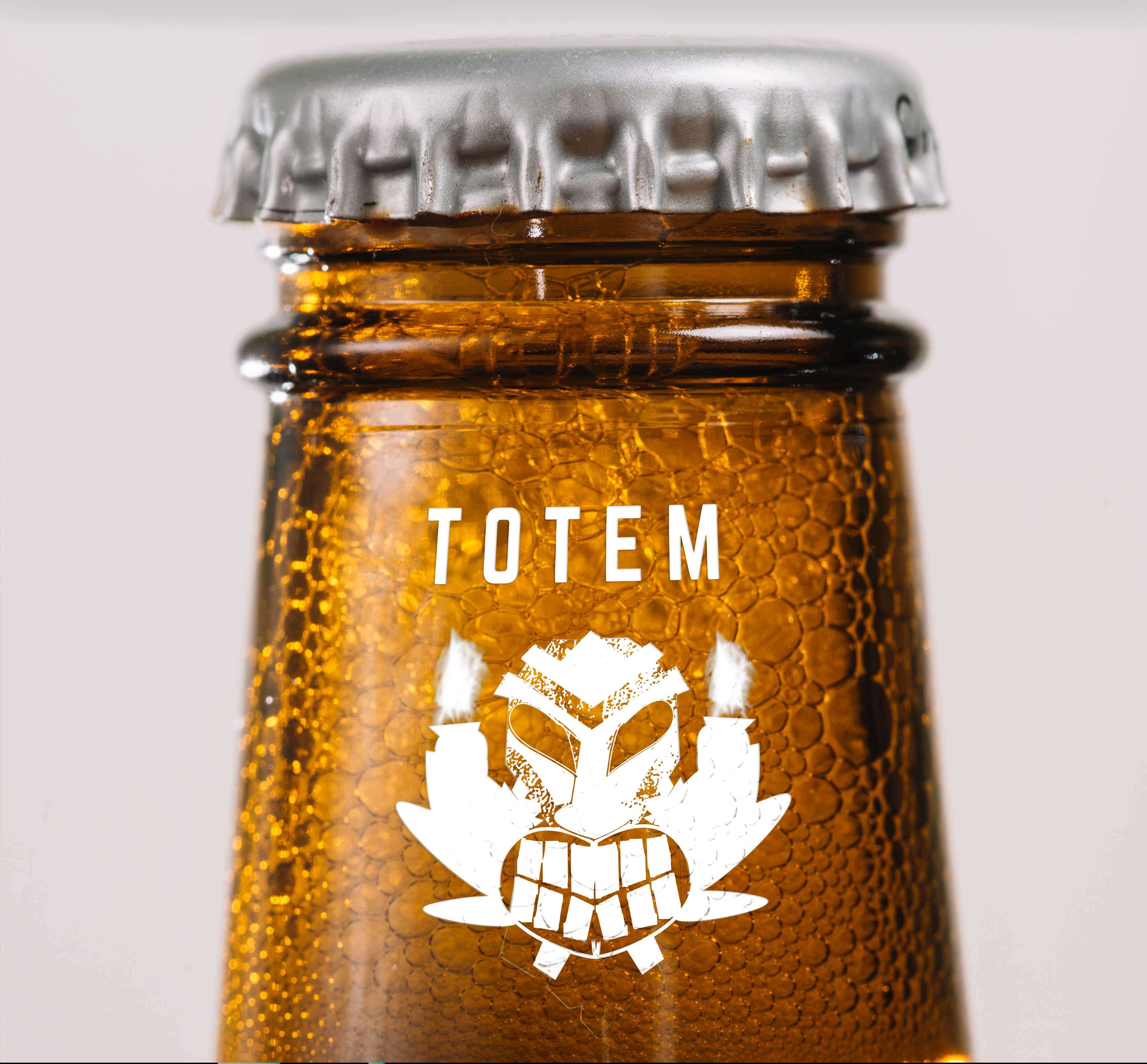 Marca:Totem botella Cristina Bailon